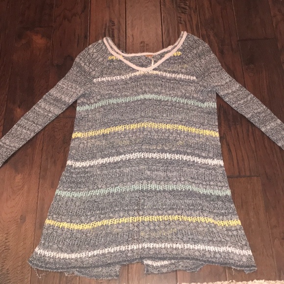 Free People Sweater - Picture 4 of 7